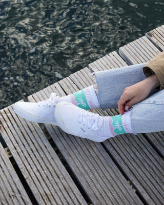 Tropic Band White Women Socks - WERIDELOCAL