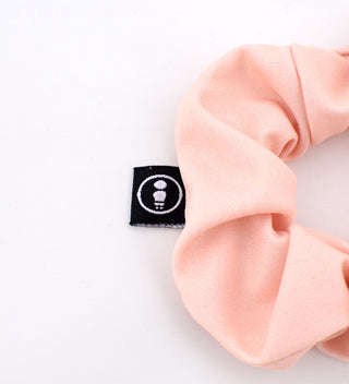 LIGHT PEACH SCRUNCHIE