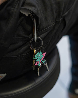 SURFIN' DIE MINT KEYCHAIN