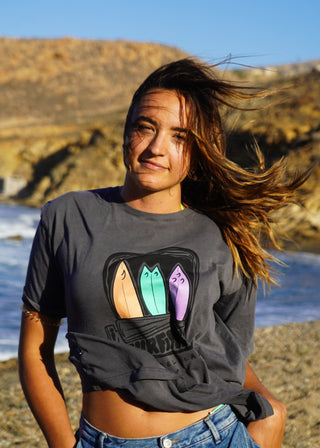 SURFINES PIGMENT BLACK WOMEN TEE
